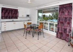 Bayside Holiday Apartments - Hotel Gold Coast 3