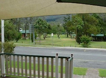 Canungra Motel - Hotel Gold Coast 2