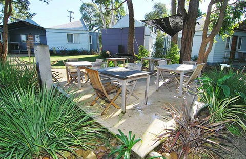 Huskisson Holiday Cabins - Hotel Gold Coast 4