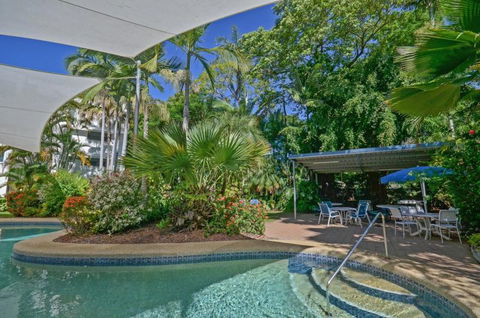 Roydon Beachfront Holiday Apartments - Hotel Gold Coast 3