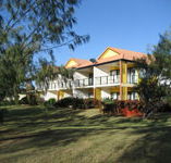 Coral Cove Resort  Golf Club - Hotel Gold Coast