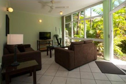 A Tropical Nite - Hotel Gold Coast 4
