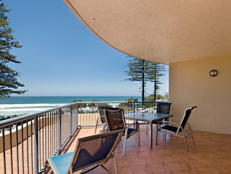 Coolum Baywatch Resort - Hotel Gold Coast 0