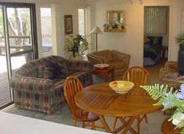 Lakeview Cottage - Hotel Gold Coast 5