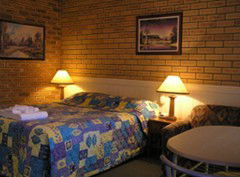 Blue Violet Motor Inn - Hotel Gold Coast 2
