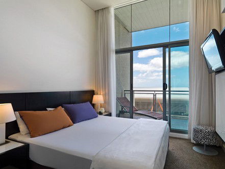 Adina Apartment Hotel Perth - Hotel Gold Coast 2