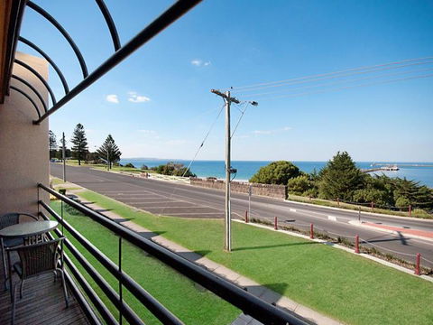 Centreport Units - Hotel Gold Coast 0