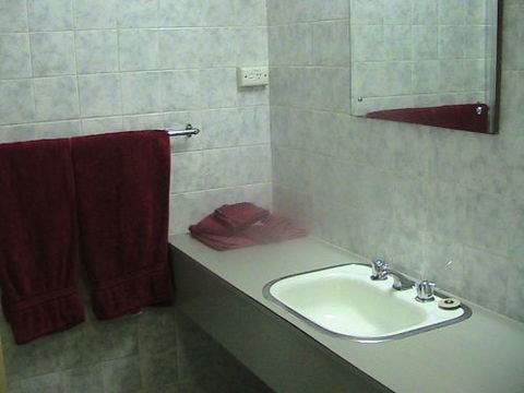 Cobden Roadhouse Motel - Hotel Gold Coast 1