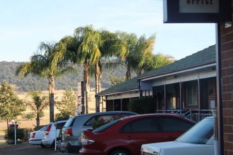 Kootingal Land View Motel - Hotel Gold Coast 2