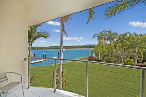 Hinchinbrook Marine Cove Motel - Hotel Gold Coast 3