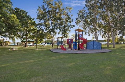 Hinchinbrook Marine Cove Motel - Hotel Gold Coast 8