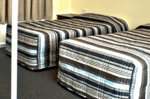 Olde Tudor Motor Inn - Hotel Gold Coast
