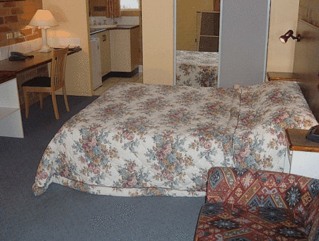 Copper Country Motor Inn - Hotel Gold Coast 2