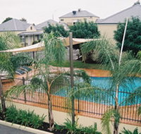 Bridges on Meninya Motel  Apartments - Hotel Gold Coast