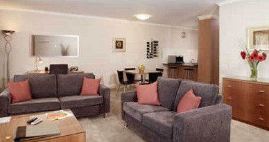 Ringwood Royale Apartment Hotel - Hotel Gold Coast 0