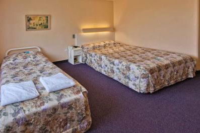 Country Comfort Tamworth Towers - Hotel Gold Coast 1