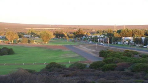 Kalbarri Accommodation Service - Hotel Gold Coast 1
