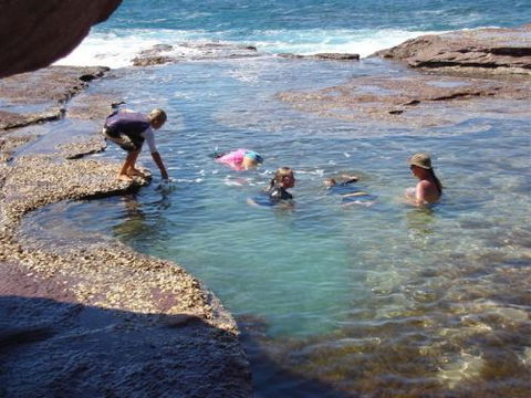 Kalbarri Accommodation Service - Hotel Gold Coast 4
