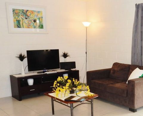 Lucinda Holiday Rentals  - Hotel Gold Coast 5