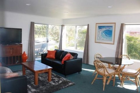 Beachcomber - Hotel Gold Coast 9