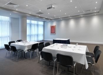 Adina Apartment Hotel Sydney, Harbourside - Hotel Gold Coast 2