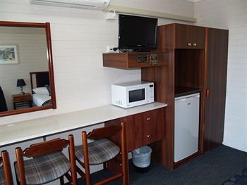 Pigeon House Motor Inn - Hotel Gold Coast 15