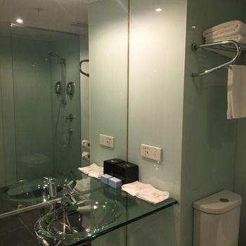 Ramada Encore Dandenong - Hotel Gold Coast 1