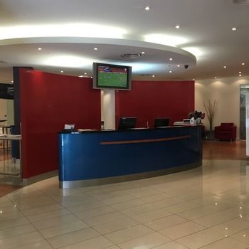 Ramada Encore Dandenong - Hotel Gold Coast 10