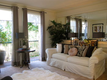 Andre's Mews Luxury Serviced Apartments - Hotel Gold Coast 5