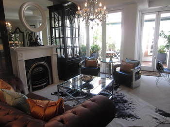 Andre's Mews Luxury Serviced Apartments - Hotel Gold Coast 13