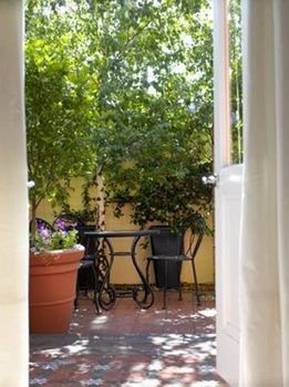 Andre's Mews Luxury Serviced Apartments - Hotel Gold Coast 53