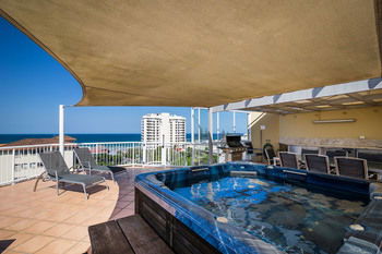 Coolum Seaside - Hotel Gold Coast 12