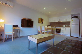 Buckingham International Serviced Apartments - Hotel Gold Coast 13