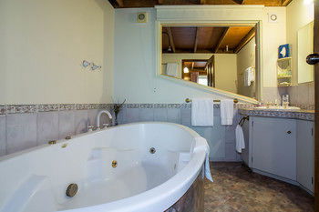 A Camelot Tower & Penthouse - Hotel Gold Coast 50