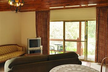 A Camelot Tower & Penthouse - Hotel Gold Coast 10