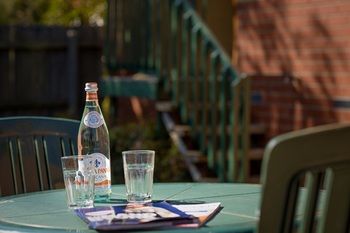 Apartments @ Mt Waverley - Hotel Gold Coast 1