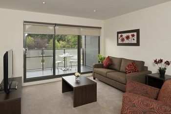 Apartments @ Glen Central ViQi - Hotel Gold Coast 10