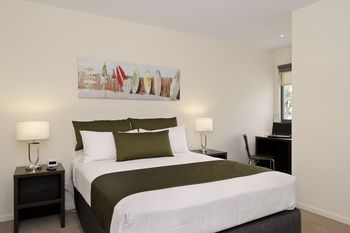 Apartments @ Glen Central ViQi - Hotel Gold Coast 11