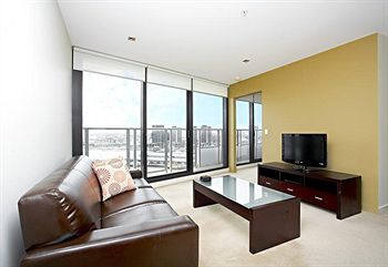 Astra Apartments - Docklands - Hotel Gold Coast 2