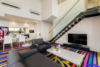 ADGE Boutique Apartment Hotel - Hotel Gold Coast 21