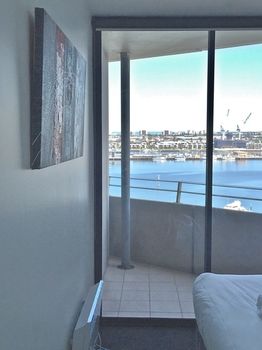 Apartments Melbourne Domain - Docklands - Hotel Gold Coast 7