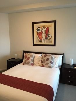 Apartments Melbourne Domain - Docklands - Hotel Gold Coast 17