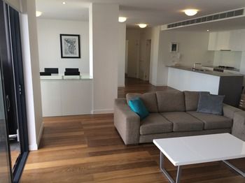 Apartments Melbourne Domain - Docklands - Hotel Gold Coast 23