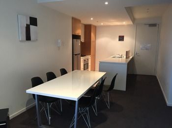 Apartments Melbourne Domain - Docklands - Hotel Gold Coast 29