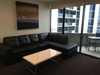 Apartments Melbourne Domain - Docklands - Hotel Gold Coast 30