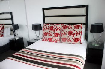 Apartments Melbourne Domain - Docklands - Hotel Gold Coast 34