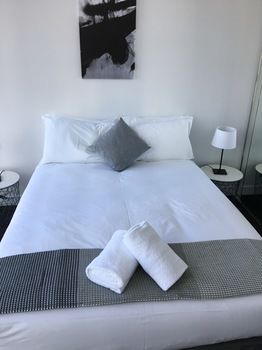 Apartments Melbourne Domain - Docklands - Hotel Gold Coast 56