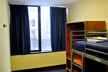 Jackaroo Hostel Sydney - Hotel Gold Coast 2