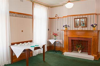 Hotel Gosford - Hotel Gold Coast 3