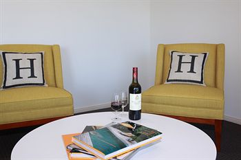 H Boutique Hotel - Hotel Gold Coast 0